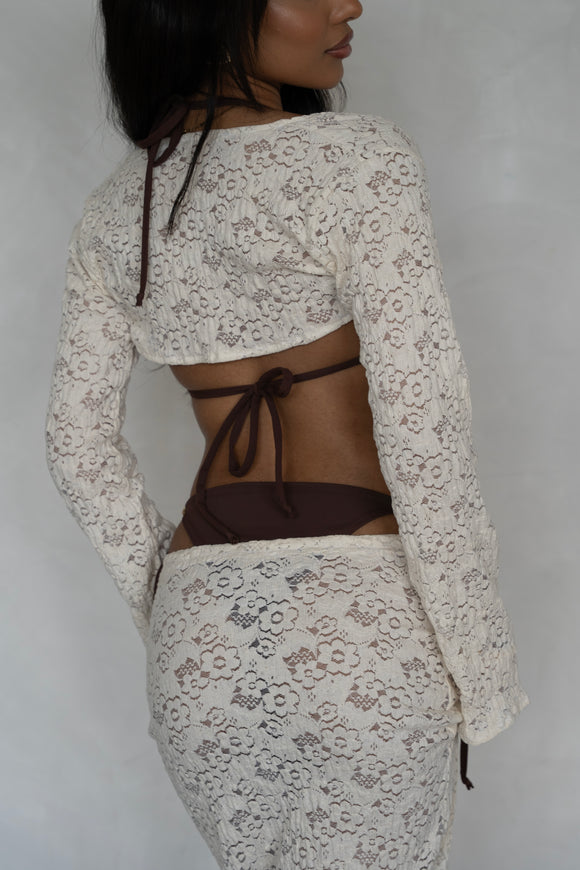CREAM LACE SHRUG